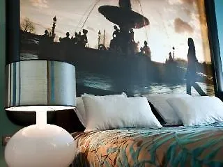 Fontaines Du Luxembourg Otel