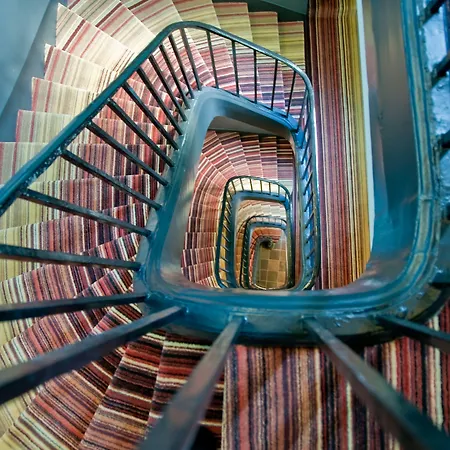 Fontaines Du Luxembourg 3*