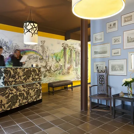 Fontaines Du Luxembourg Hotel