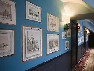 Fontaines Du Luxembourg פריז